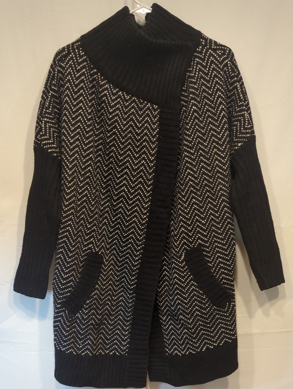 Anthropologie Moth Black & Cream Chevron Open-Front Cardigan